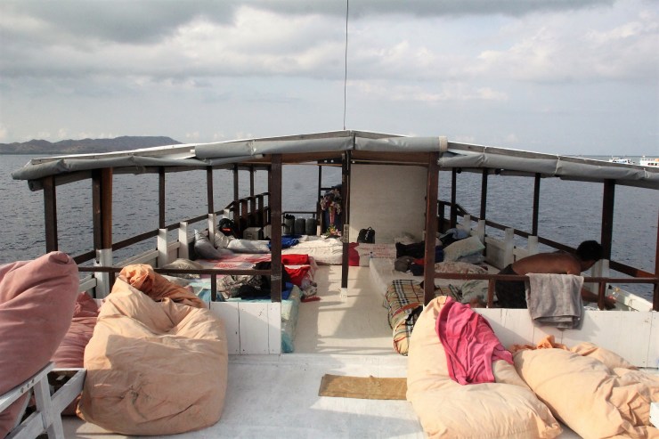Boat Komodo Tour Beds