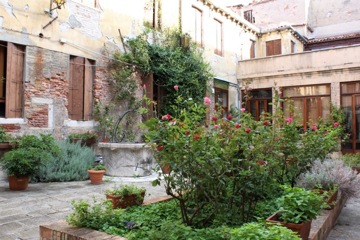 Hotel Domus Ciliota Innenhof